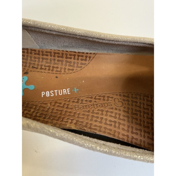 Baretraps Loafers Womens Comfort Perforated Leather Gold Oakes ‎ Size 8.5 - Picture 3 of 7